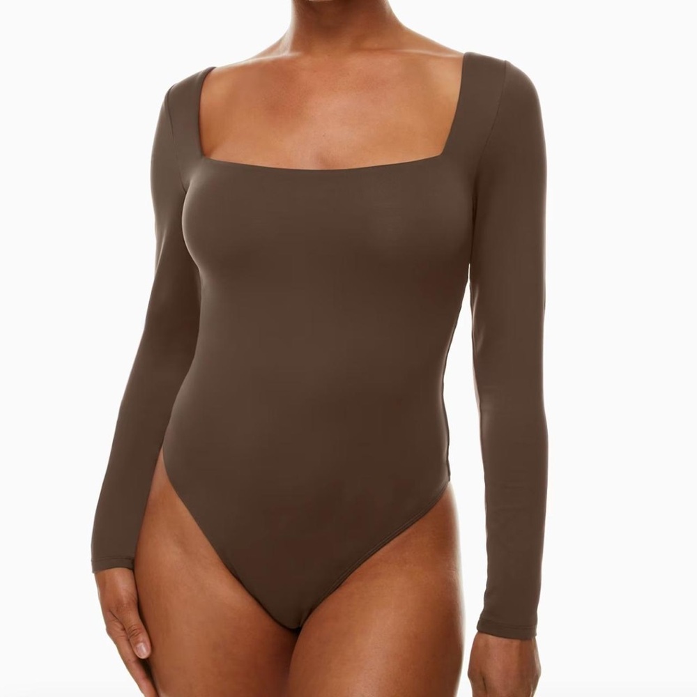 Aritzia Brown Contour Bodysuit NWOT